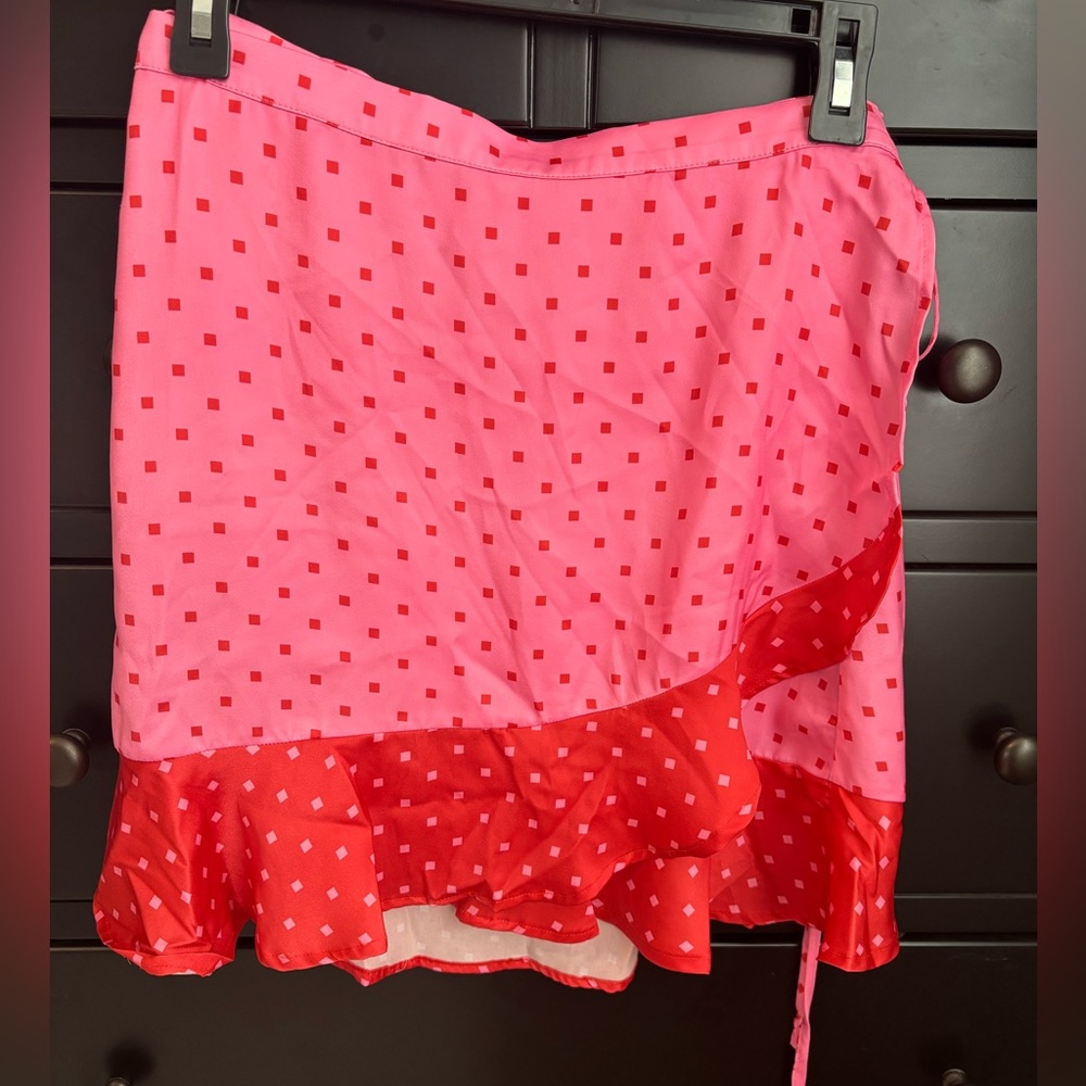 2/$12 NWOT Summersalt Pink and Red Wrap Swimsuit Cover Skirt